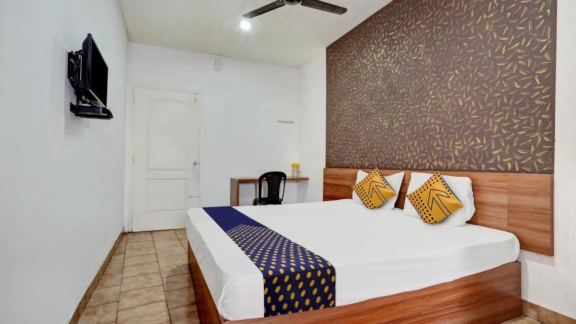 Hotell Spot On Riyan Suites Kochi