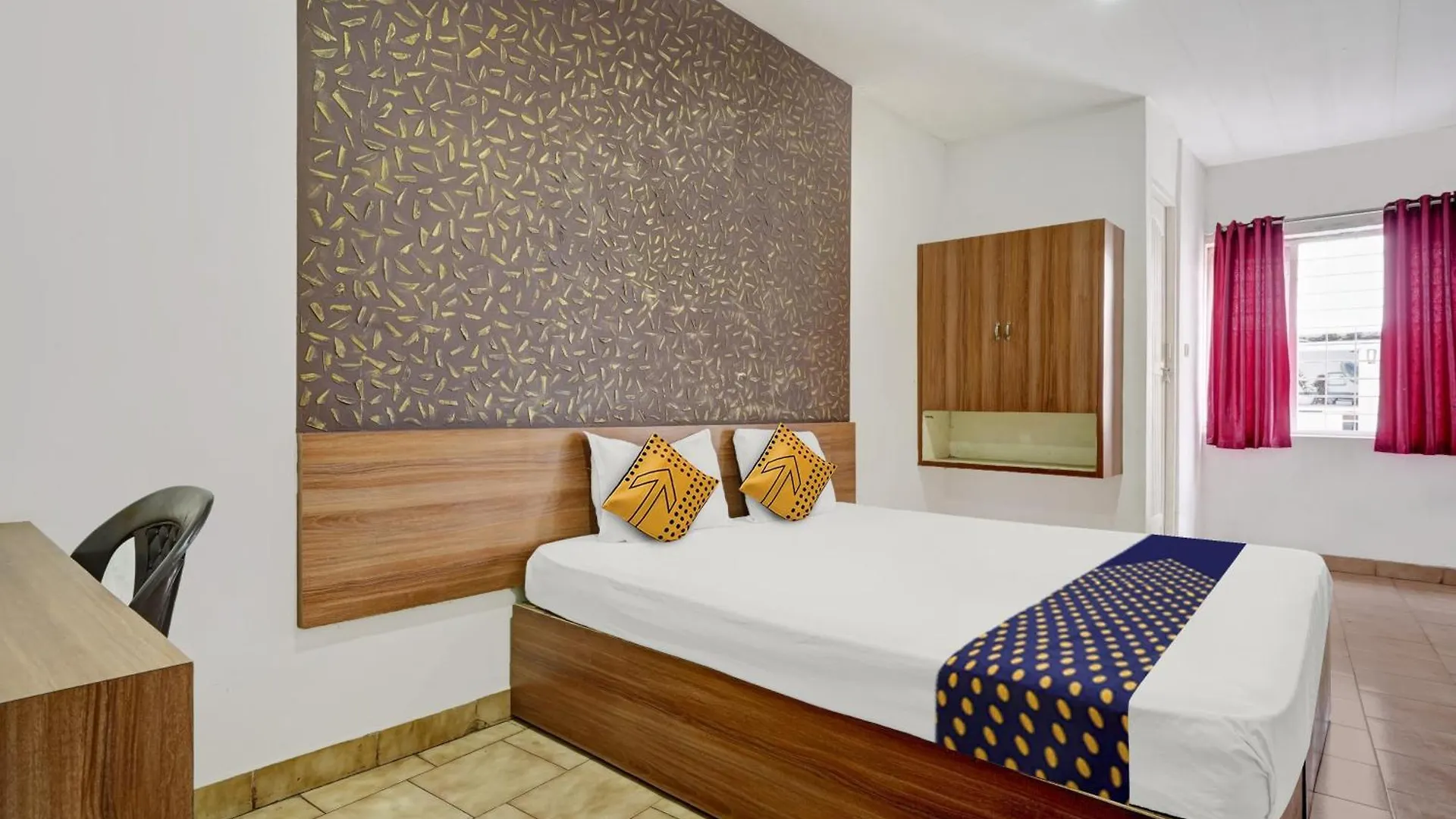 Hotell Spot On Riyan Suites Kochi